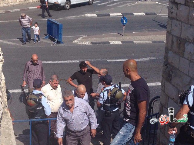 كيوبرس: اسرائيل تنصب حواجز عسكرية وتفرض قيودا على صلاة المسلمين في الأقصى